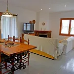 Casa En Con Piscina En La Costa Brava * Viladamat