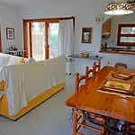Casa En Con Piscina En La Costa Brava * Viladamat