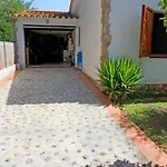 Casa En Con Piscina En La Costa Brava * Viladamat