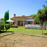 度假居 Casa En Con Piscina En La Costa Brava