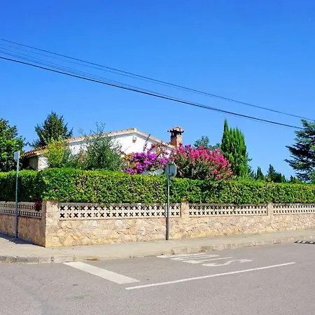 Holiday home Casa En Con Piscina En La Costa Brava