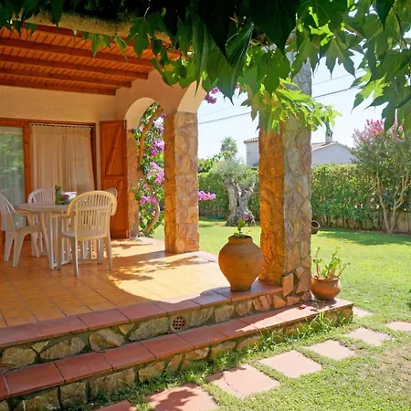 Tatil Evi Casa En Con Piscina En La Costa Brava Viladamat